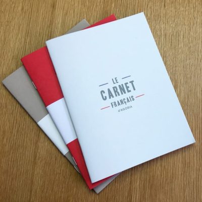 Carnet français colégram avec agrafes